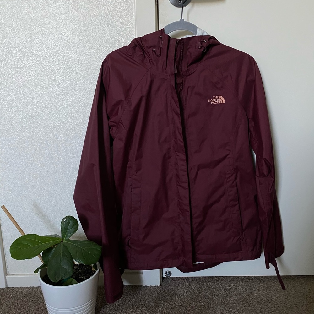 The North Face Wind Breaker. Women Size M.